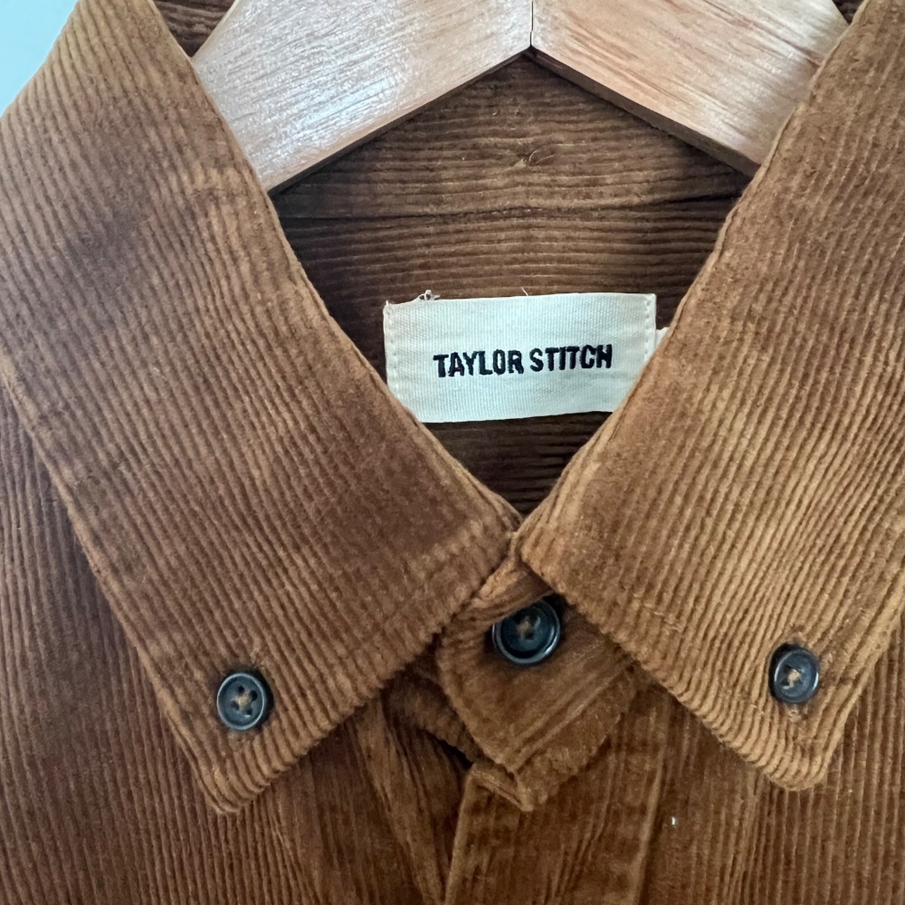 Taylor Stitch "The Jack" Corduroy Shirt - Picture 3 of 3